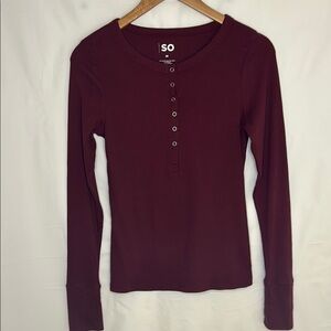 SO Burgundy Ribbed Henley Long Sleeve Top Women’s Medium Cotton Blend Stretch